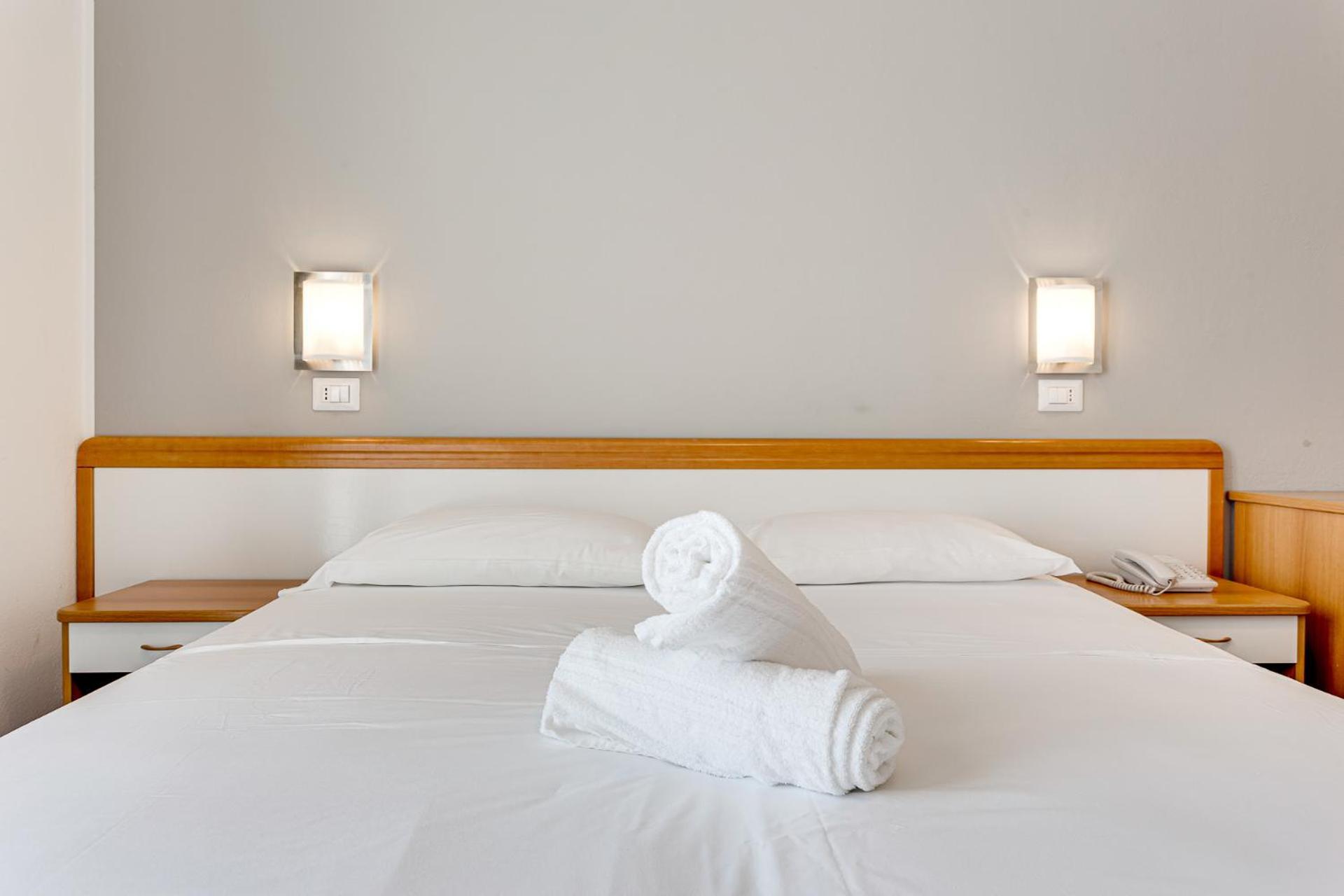 Hotel Schiller Червия Экстерьер фото